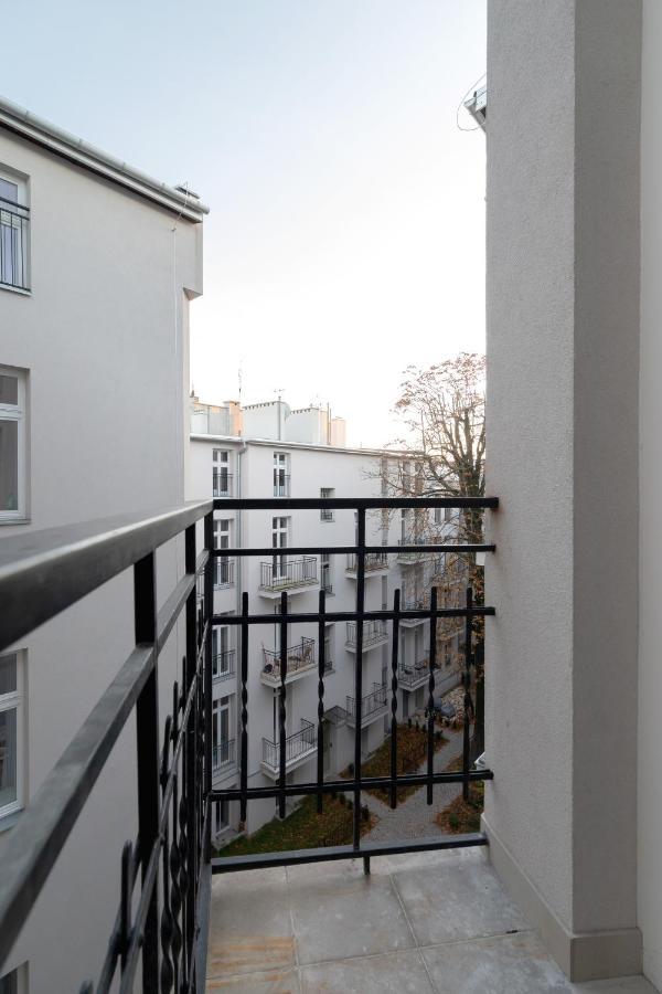 Kazimierz Studio With Jacuzzi By Renters Prestige Krasków Εξωτερικό φωτογραφία